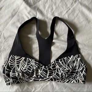 Lululemon black swim top